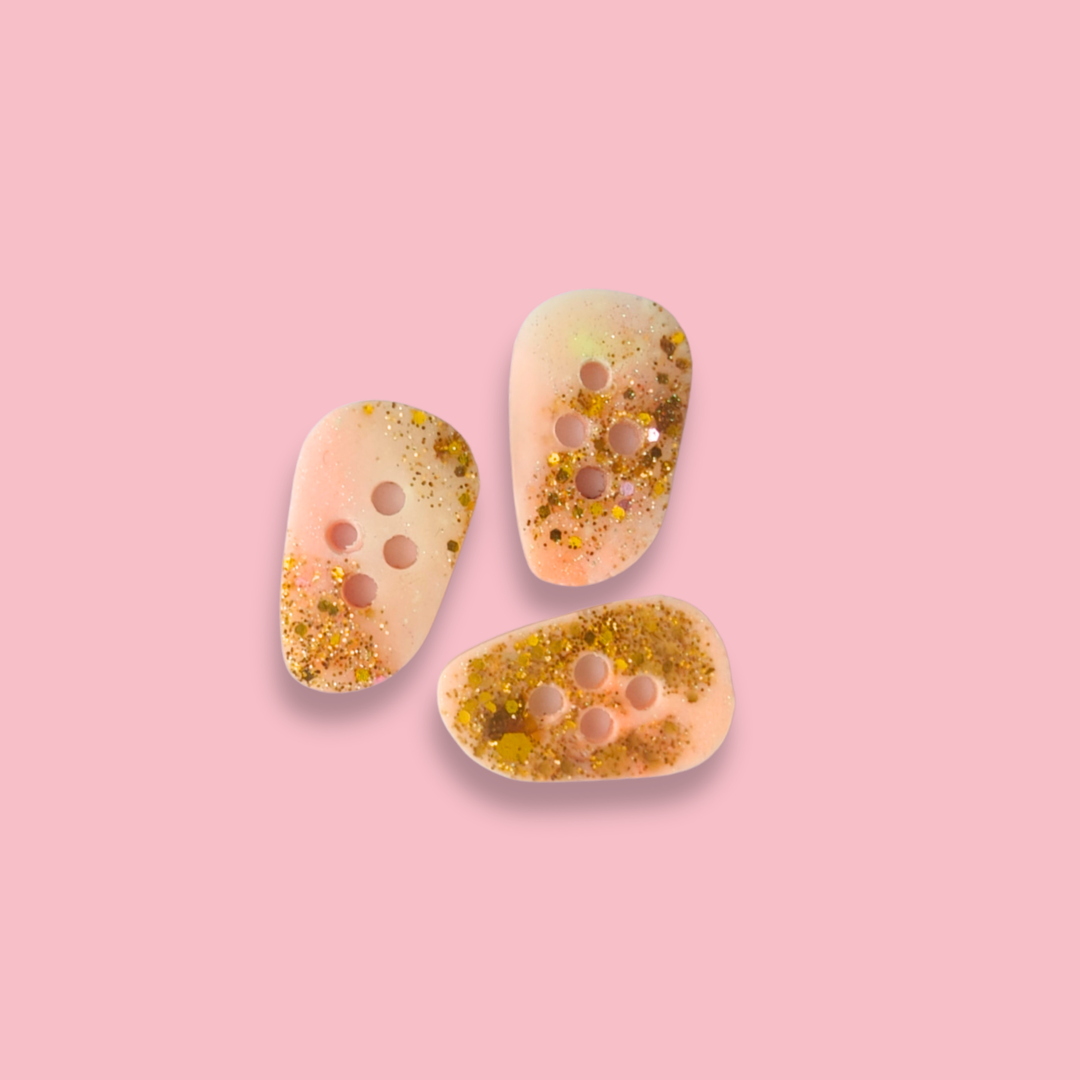 Knappar 15x20 mm [laxrosa/peach/guld]