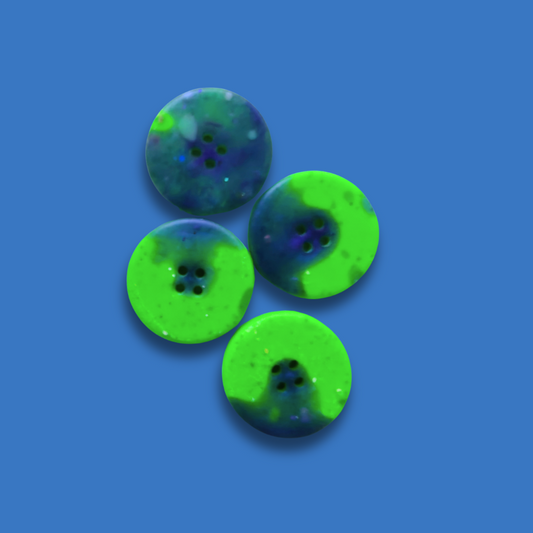 Knappar 25 mm [spilld blåbärssoppa, 4 st]