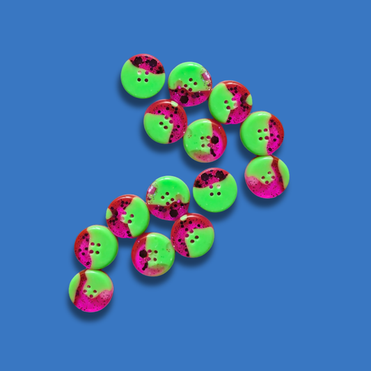 Knappar 15 mm [gröna och cerise, styckvis]